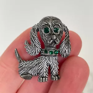 Vintage 60er 70er Jahre Gerry's STRASS HUNDE BROSCHE grüne Augen Emaille Welpe funkelndes Metall - Bild 1 von 8