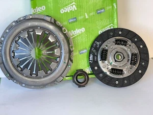 KIT FRIZIONE FIAT PANDA (2003-2012) BENZINA VALEO 3 PZ 44KW - Picture 1 of 1