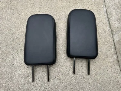 2022 2023 2024 2025 Mitsubishi Outlander Rear Third 3rd Row Black Headrests - Image 1 of 2