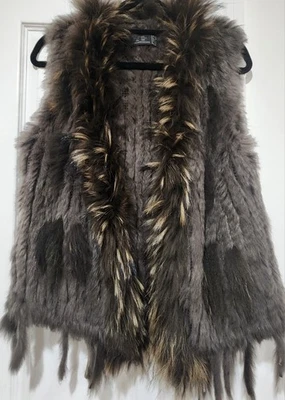 Stunning Italian Fur Gilet/Vest - Image 1 of 4