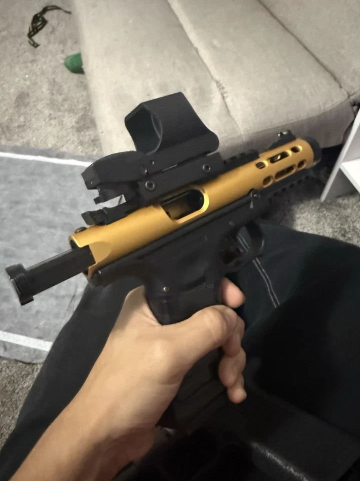 Pistola de Airsoft WeTech Galaxy *Para piezas* Foto 1 de 3