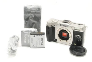 Pentax Q7 Digital Camera 02 Standard Zoom 5-15mm Lens Kit - Picture 1 of 10