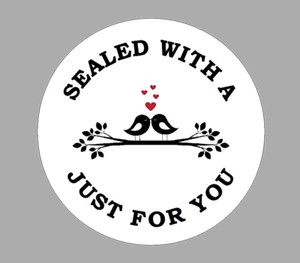 Circular Round Sealed with a Kiss Labels Envelope Gift Seal Love Bird Stickers - Picture 1 of 1