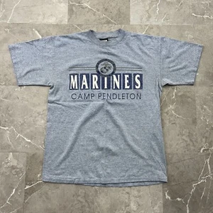 CAMISETA GRÁFICA PENDLETON CAMPAMENTO MARINES VINTAGE AÑOS 90 PARA HOMBRE GRANDE PUNTADA ÚNICA USMC - Imagen 1 de 9