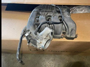 11-18 DODGE CHARGER CHALLENGER AVENGER 3.6L ENGINE UPPER INTAKE MANIFOLD OEM - Picture 1 of 3