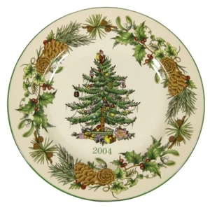 Spode Christmas Tree Annual Collector Plate 2004 Pine Cones Holly 8" England - Picture 1 of 6