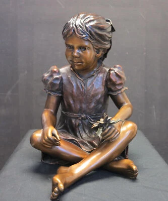 Georgene McGonagle Escultura de Bronce He Loves Me Firmada a Mano Edición Limitada Arte Foto 1 de 4