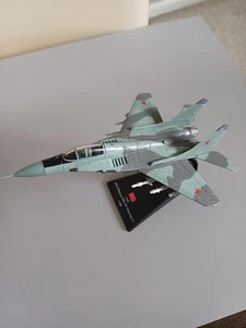 Amercom 1:100 Diecast Model Aircraft MiG 29 Fulcrum Russia - Picture 1 of 6