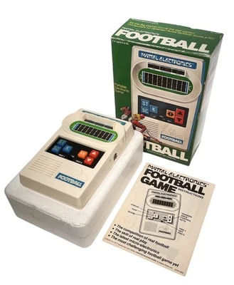#1530Vintage MATTEL 1977 Fútbol Electrónico Portátil Videojuego con Caja Original Foto 1 de 4