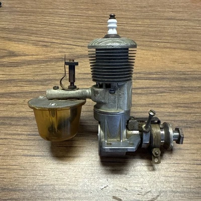 1941 Bunch Mighty Midget Ignition Spark Model Airplane Engine w/Tank M11 #6 - Image 1 of 4
