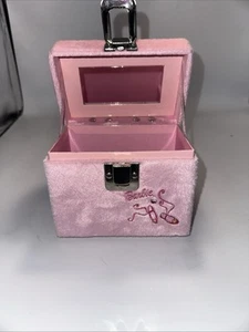 #17U Vintage Mattel 2001 Barbie pink Jewelry box/Trinket Box - Picture 1 of 15
