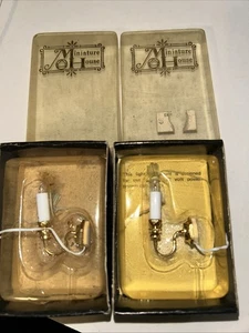 Aplique de pared miniatura para casa de muñecas luces eléctricas con juego de 2 cables - Imagen 1 de 3