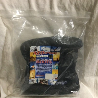 NUEVO Botines NeoSport Buceo Neopreno 7 mm Talla 9 Alta Parte Superior Negro Surf Kayak Foto 1 de 4