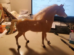 Vintage 1998 Mattel Barbie Riding Club Walking Beauty Horse Untested - Picture 1 of 1