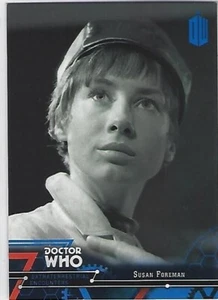 Doctor Who Encuentros Extraterrestres Azul Paralelo #/99, Tarjeta Base # 14 - Imagen 1 de 1