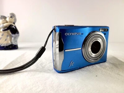 Olympus FE-46 12.0MP Digital Camera, 5x Optical Zoom, -Blue, -EUC, -Tested-Blue - Image 1 of 4