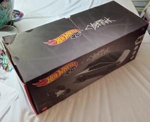 Hot Wheels Tesla Cybertruck 1:10 RC Kit - Silver (GYD25) - in Box *NO CYBERQUAD - Picture 1 of 9