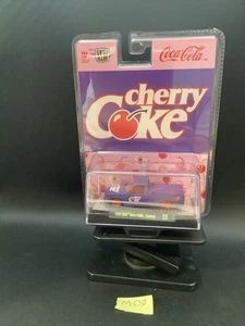 M2 Cherry Coke Chase Pickup 1988 GMC Sierra 1/750 pezzi!! - Foto 1 di 2
