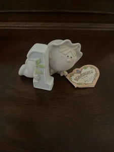 Vtg Enesco Growing Up Bumpkins Age 1 Figurine Girl with Bonnet – 1984 Japan - Picture 1 of 6
