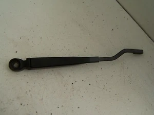 Chrysler PT Cruiser Rear wiper arm 05288704AF (2006-2010) - Picture 1 of 2
