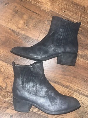 Botines de estribor Boutique By Corkys para mujer plateados gris carbón talla 10 Foto 1 de 4