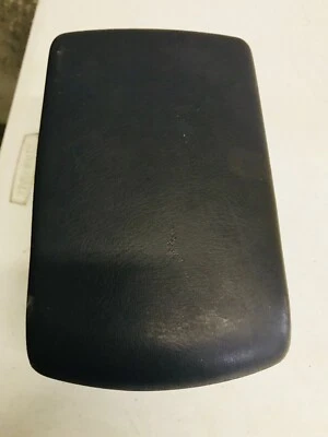 02 03 04 Nissan Xterra Armrest Console Lid Cover  - Image 1 of 3