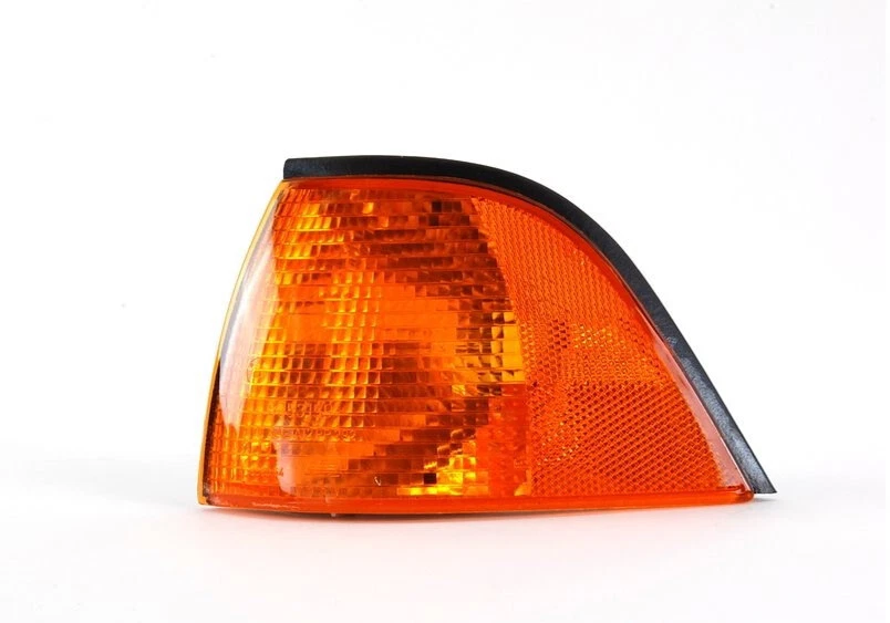 Luz de señal de giro con lente amarilla para BMW - TYC Foto 1 de 4