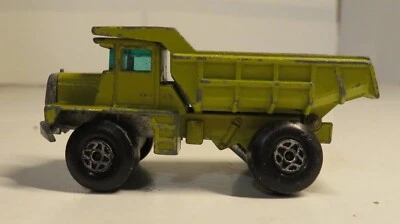 Vintage 1971 Matchbox Superfast #28 Mack Dump Truck Loose Yellow Construction - Image 1 of 4