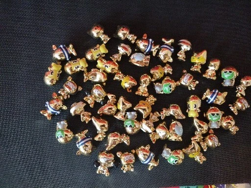 SERIE DORADA Gogos Crazy Bones Lote de 50 PC.Leer descripción Foto 1 de 1