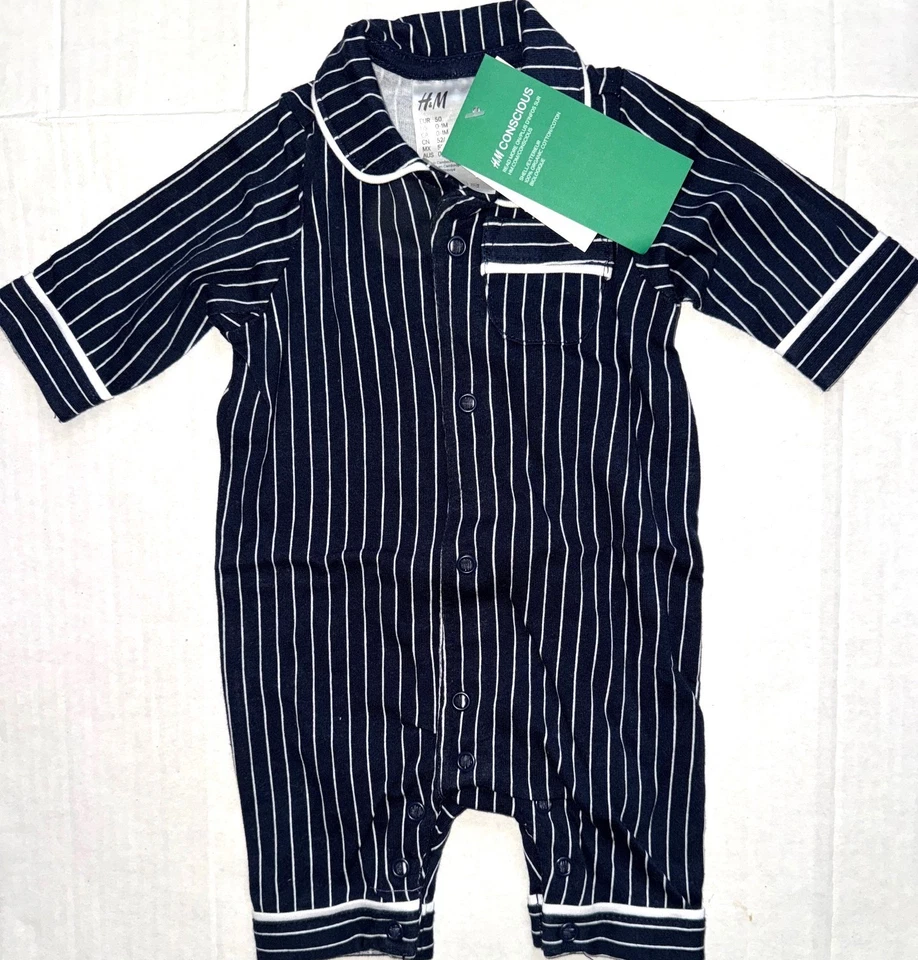 Mono H&M azul marino/blanco rayas talla grande prematuro/recién nacido Foto 1 de 1
