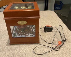 2011 Mr Christmas Symphony Of Bells Music Box w/Carousel Lights 50 Songs Works! - Picture 1 of 7