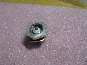 WINCHESTER RF CONNECTOR 50 OHMS # UG1180/U NSN: 5935-00-643-9608 - Picture 1 of 3