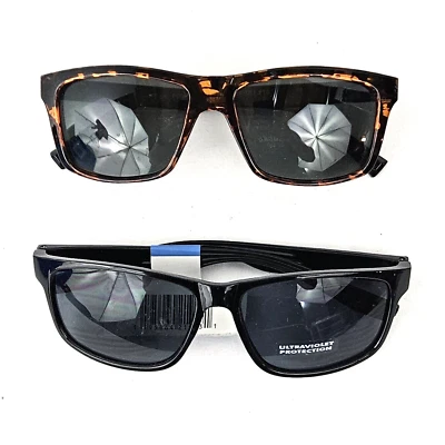 Wayfare Style Sunglasses Adult Unisex Lot Of 2 - 1 Black & 1 Tortoise Patern - Image 1 of 4