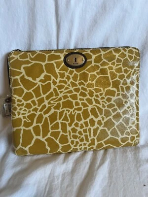 Funda iPad Tablet Fossil Key-Per Lona Recubierta Cremallera Estampado Jirafa Foto 1 de 4