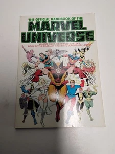 Il Manuale Ufficiale dell'Universo Marvel Volume 8 TPB (1986) - Foto 1 di 10