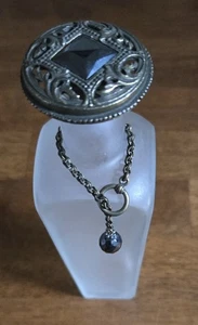 Botella de perfume vintage de vidrio esmerilado con tapón - Imagen 1 de 15