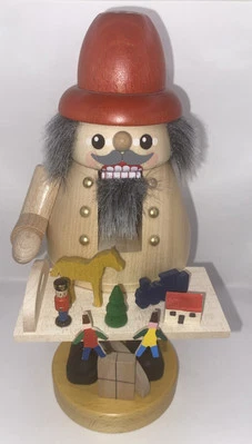 RG Toy Retailer Nutcracker 8.75” VTG Erzgebirgische Volkskunst Seiffen Germany - Image 1 of 4