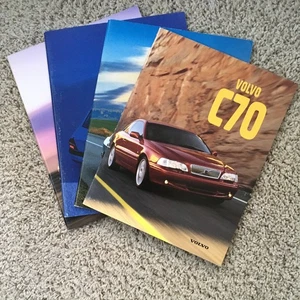 4 Vintage 1998 Volvo Brochures - International Version - Picture 1 of 23