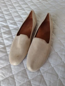 Zapatos Mocasines Vionic Willa II Cuero Brillante Desnudo Sin Cordones Metálicos*Defecto* - Imagen 1 de 9