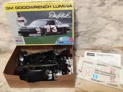1990 MONOGRAM Dale Earnhardt #3 GOODWRENCH Chevy LUMINA 1:24 Race Car Model Kit - Image 1 of 4