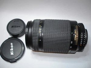 Nikon Objektiv Nikkor Zoom ED AF 70-300mm 1:4 – 5,6 - Bild 1 von 3