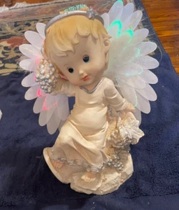 Lighted Child Angel with feathery wings - Bild 1 von 3