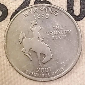 2007 US Mint Wyoming State Quarter (P) Cud Error *RARE COIN* Struck Off Center! - Picture 1 of 12