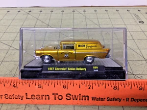 1:64 M2 1957 Chevrolet Sedan Delivery Mooneyes gold car - Picture 1 of 4