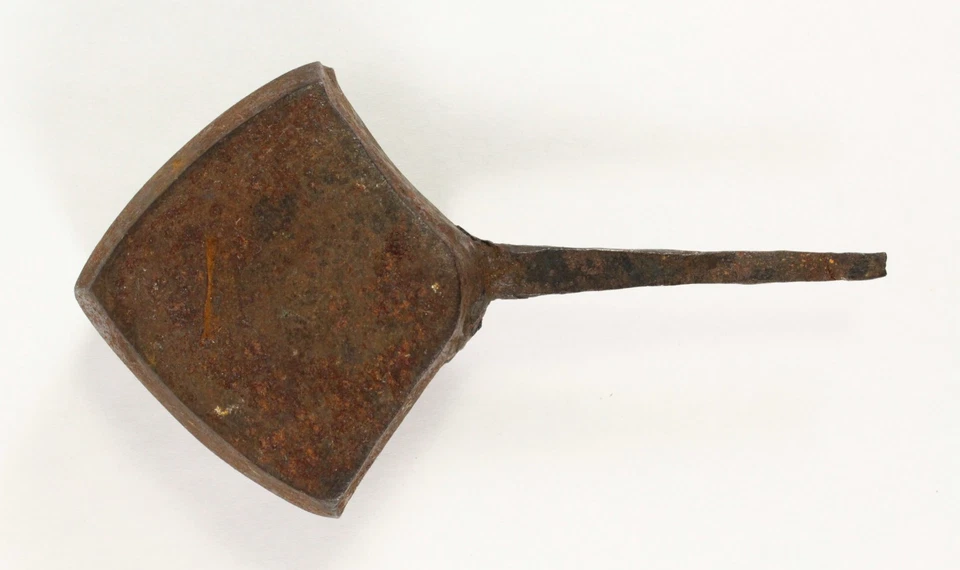 = Antique Cast & Wrought Iron Portable Anvil, Sickle/Scythe Peening, Metalwork - Image 1 of 4