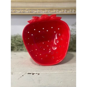 Colador de plástico fresa | Colador de cocina decorativo de frutas | Rojo vintage - Imagen 1 de 4
