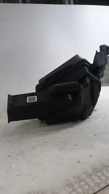 Used Air Cleaner Assembly fits: 2014 Cadillac Cts Cpe 3.6L Grade A - Image 1 of 4