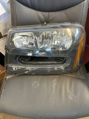 Faro delantero derecho pasajero Chevy Trailblazer 2002-2007 OEM de fábrica Foto 1 de 2