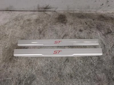 Placas de patada delanteras Ford Focus ST-2 2005-2008 MK2 #93377 Foto 1 de 4