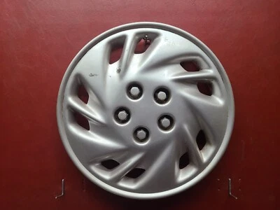 1992-1995 Dodge Daytona Spirit Shadow Neon 14" Hubcap Wheel Cover 4472430 - Image 1 of 4